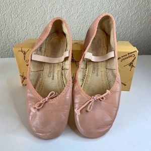 Capezio Pink Leather Ballet Shoes Vintage Dance Slippers Women's Size 5.5